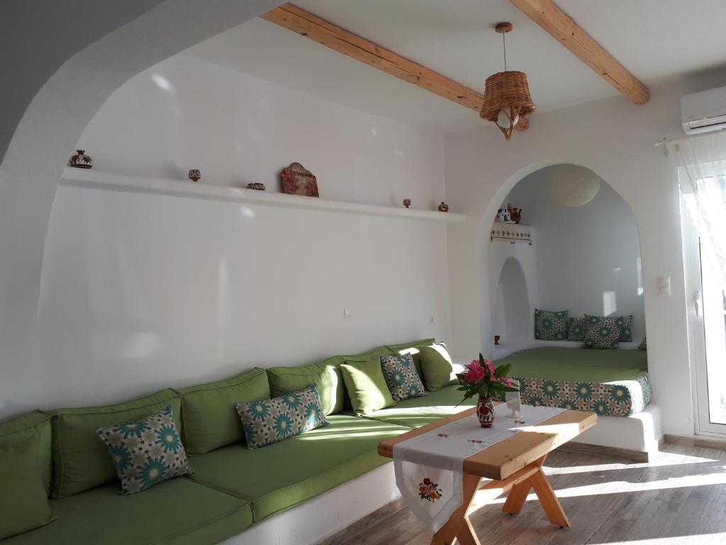 Seva's House room 2