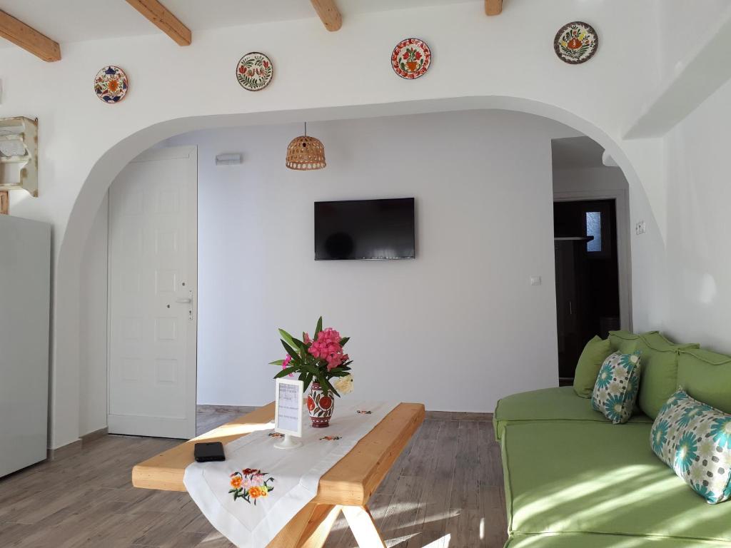 Seva's House room 3
